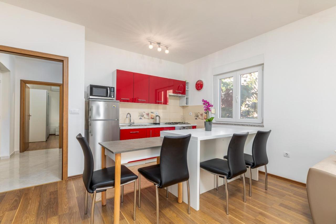 Apartman Vera Pula Exterior photo